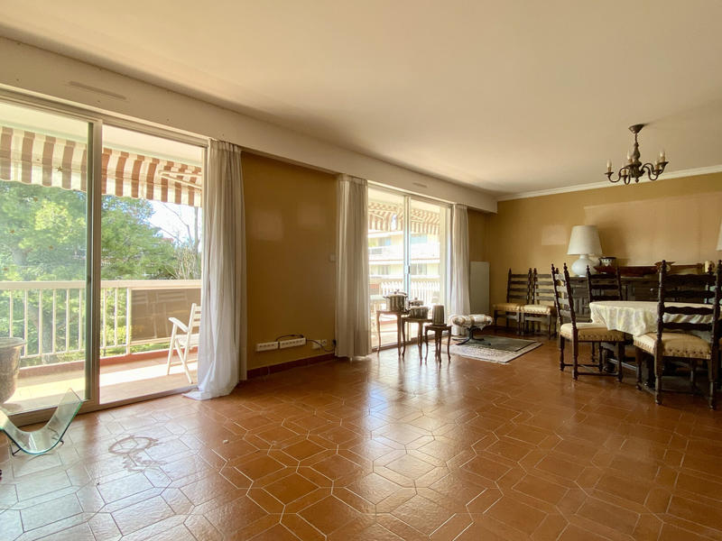 Appartement - 140 m² - 5 pièces