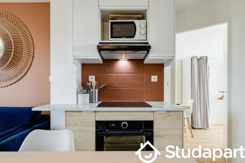 Chambre - 11 m² - 1 pièce