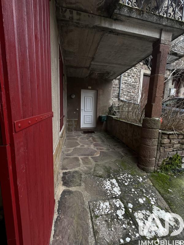 Maison de village - 111 m² - 5 pièces