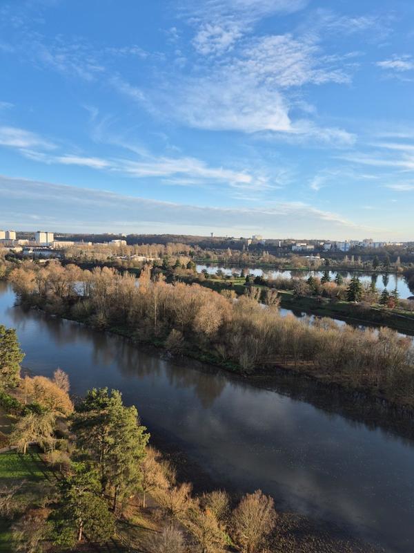 Appartement - 98 m² - 4 pièces