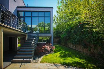 Propriété - 143 m² - 5 pièces