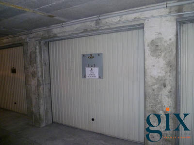 Parking / Garage - 14 m²