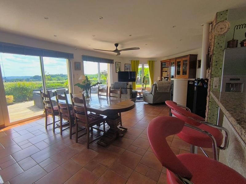 Maison - 148 m² - 6 pièces