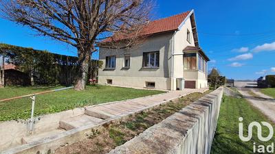 Maison - 81 m² - 5 pièces