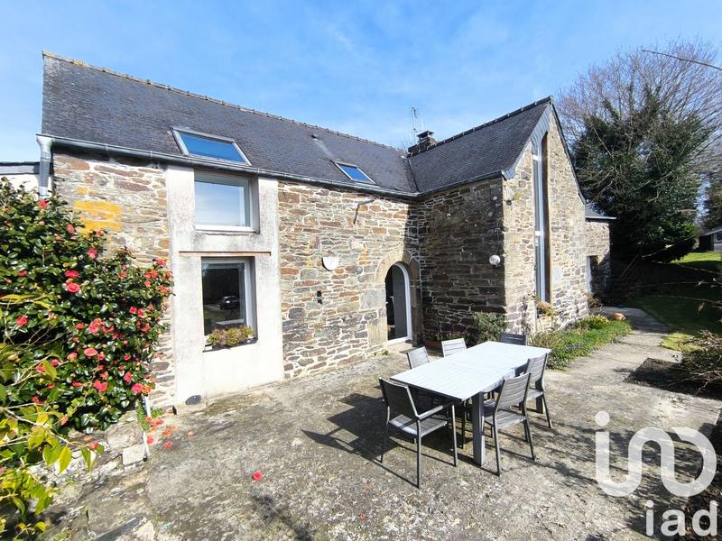 Maison - 350 m² - 15 pièces