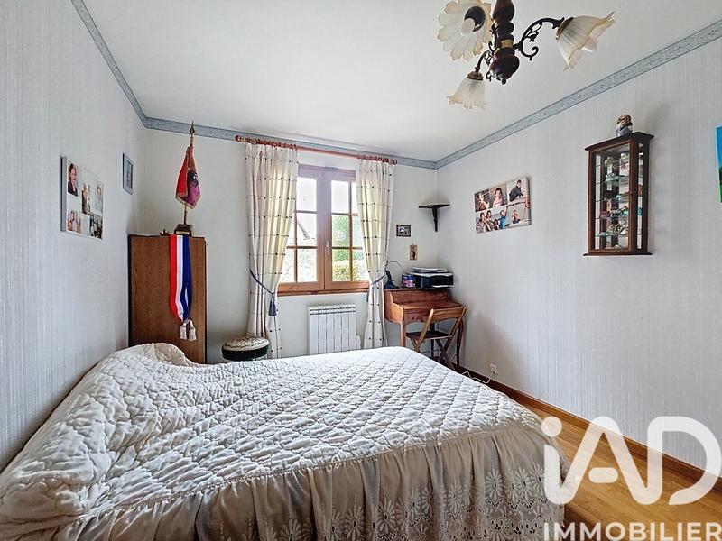 Maison - 202 m² - 5 pièces