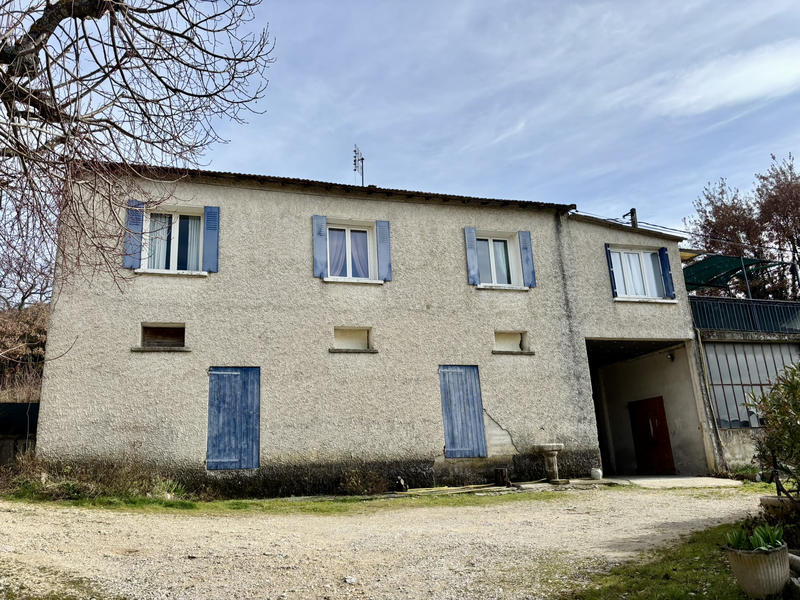 Maison - 104 m² - 5 pièces