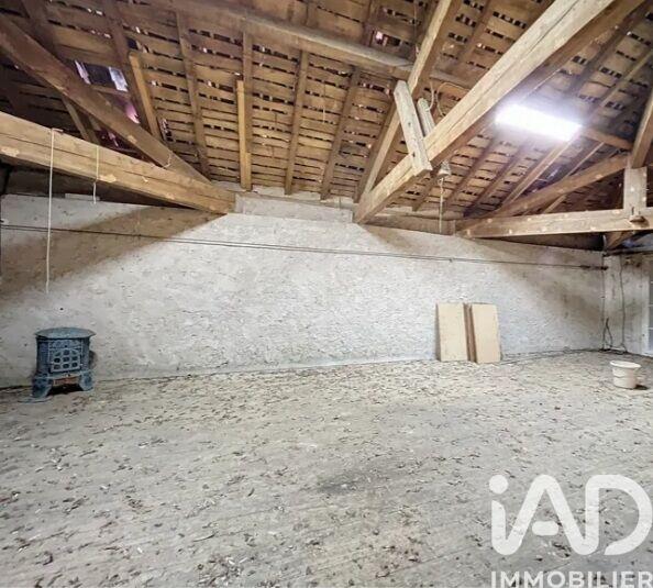 Maison - 310 m² - 9 pièces