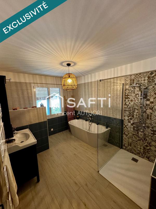 Maison - 164 m² - 6 pièces