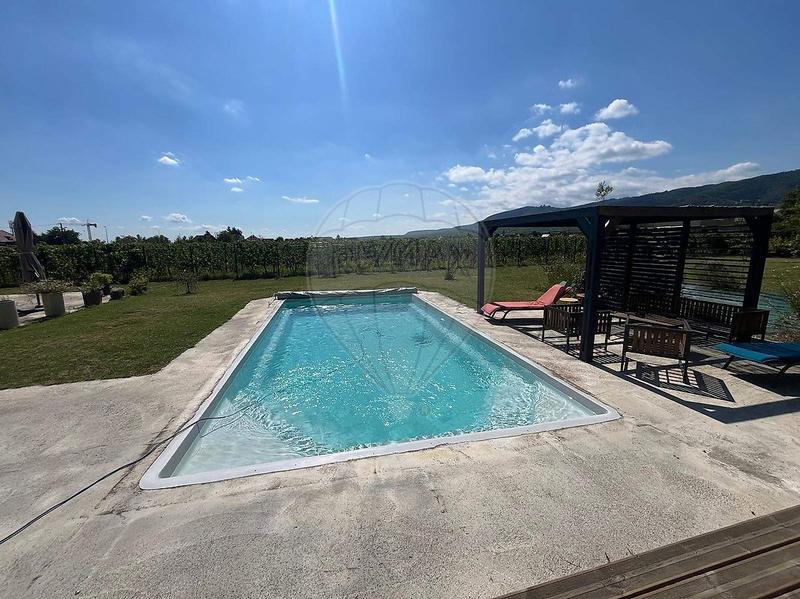 Maison - 160 m² - 6 pièces