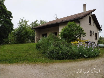 Maison - 161 m² - 7 pièces