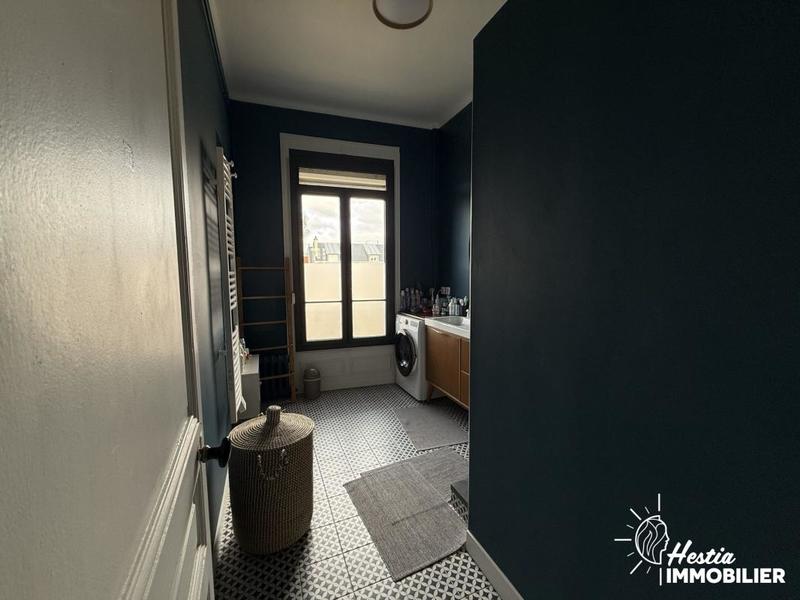 Appartement - 129 m² - 5 pièces