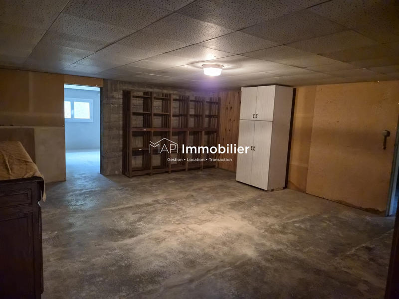 Maison - 160 m² - 8 pièces