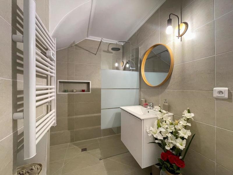 Immeuble - 152 m² - 7 pièces