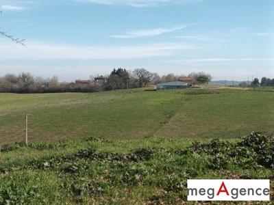 Terrain constructible - 1 940 m²