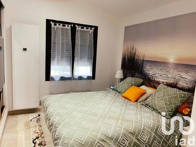 Maison - 250 m² - 8 pièces