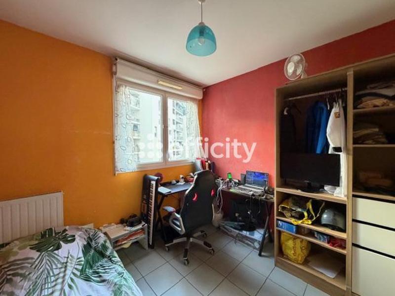 Appartement - 70 m² - 4 pièces