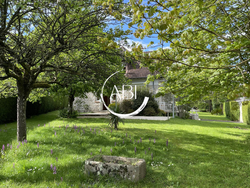 Maison ancienne - 150 m² - 4 pièces