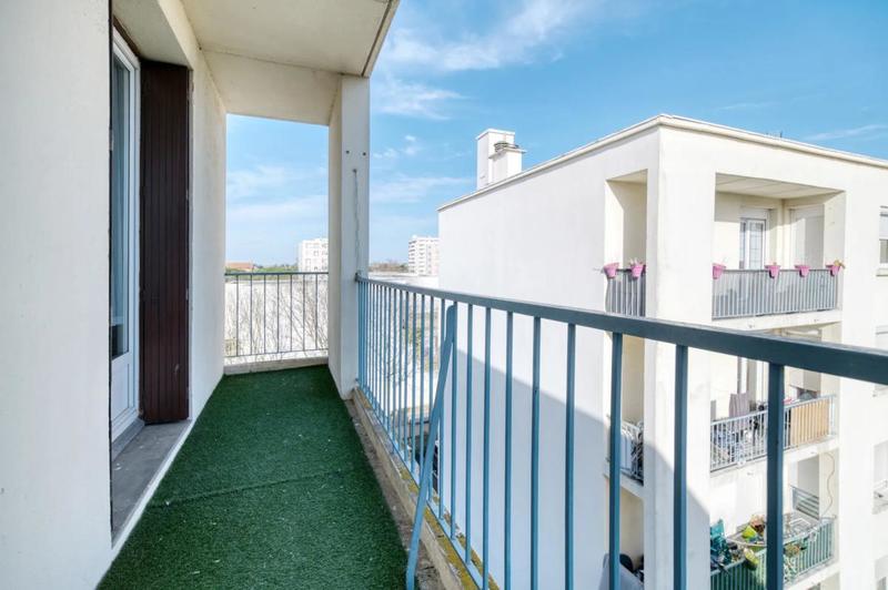 Appartement - 70 m² - 4 pièces