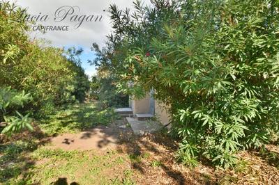 Terrain constructible - 999 m²