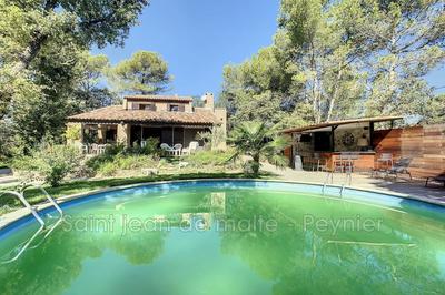 Maison - 108 m² - 4 pièces