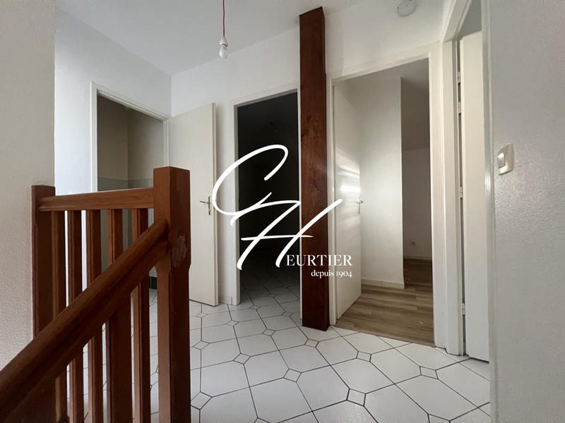 Villa - 99 m² - 5 pièces