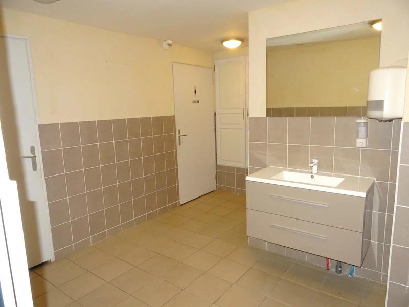 Maison - 205 m² - 14 pièces