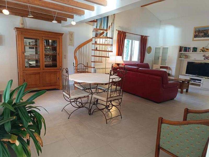 Maison - 161 m² - 7 pièces