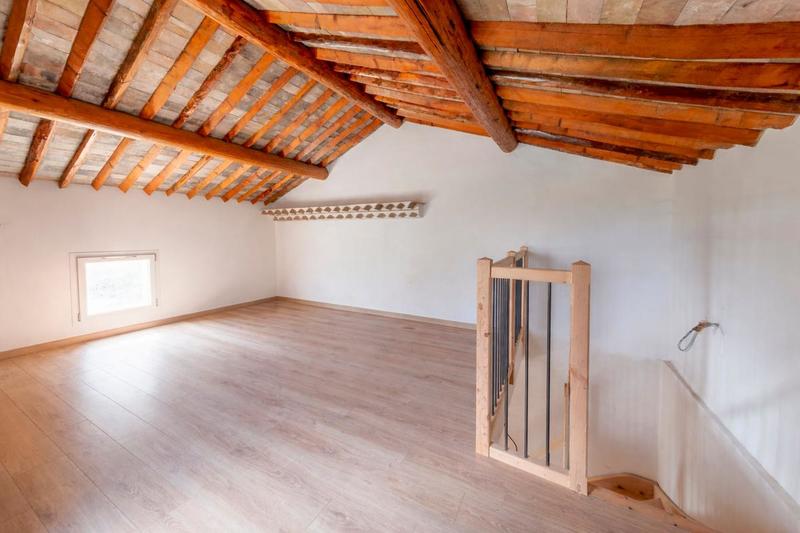 Propriété - 341 m² - 9 pièces