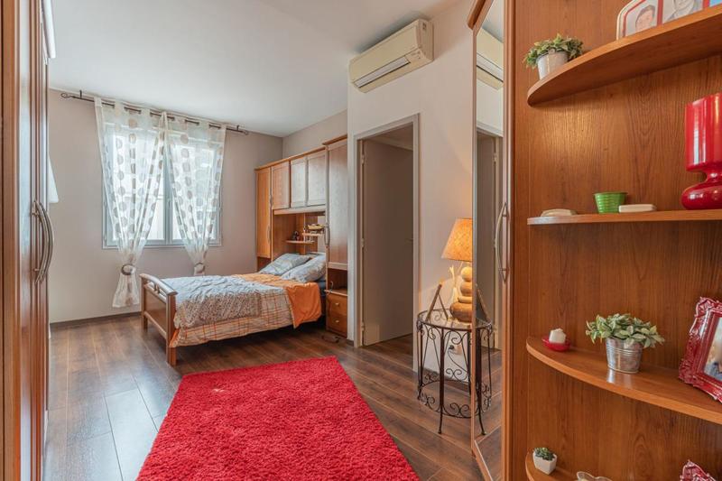 Appartement - 297 m² - 6 pièces