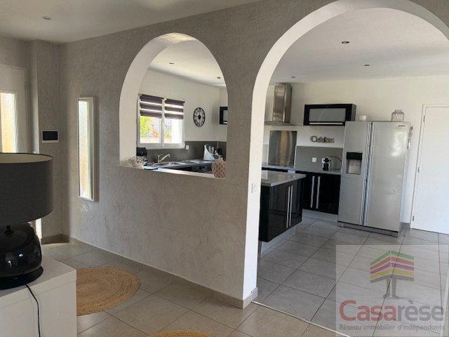 Villa - 142 m² - 5 pièces