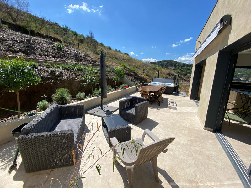 Maison - 230 m² - 5 pièces