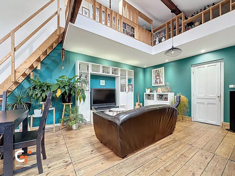 Maison - 130 m² - 7 pièces