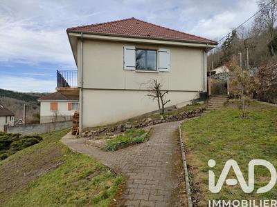 Maison - 86 m² - 5 pièces