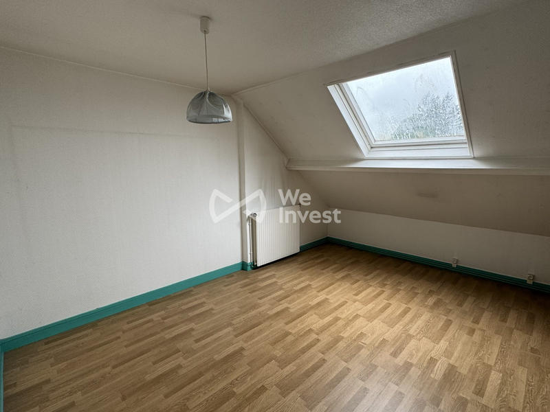 Maison - 122 m² - 8 pièces