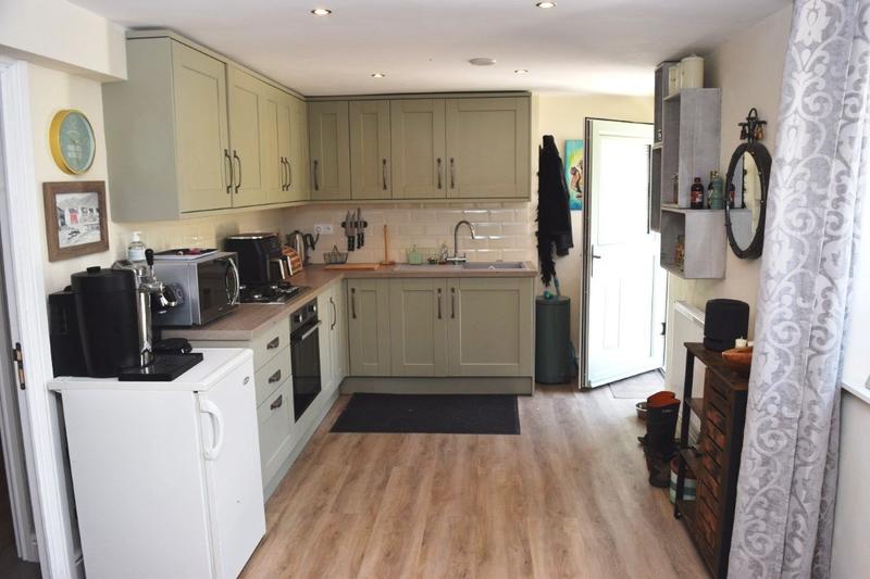 Maison - 171 m² - 9 pièces