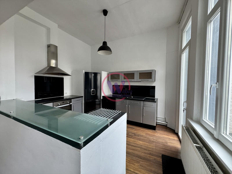 Maison - 182 m² - 7 pièces