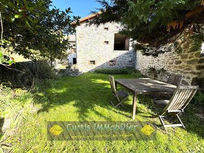 Maison - 80 m² - 5 pièces