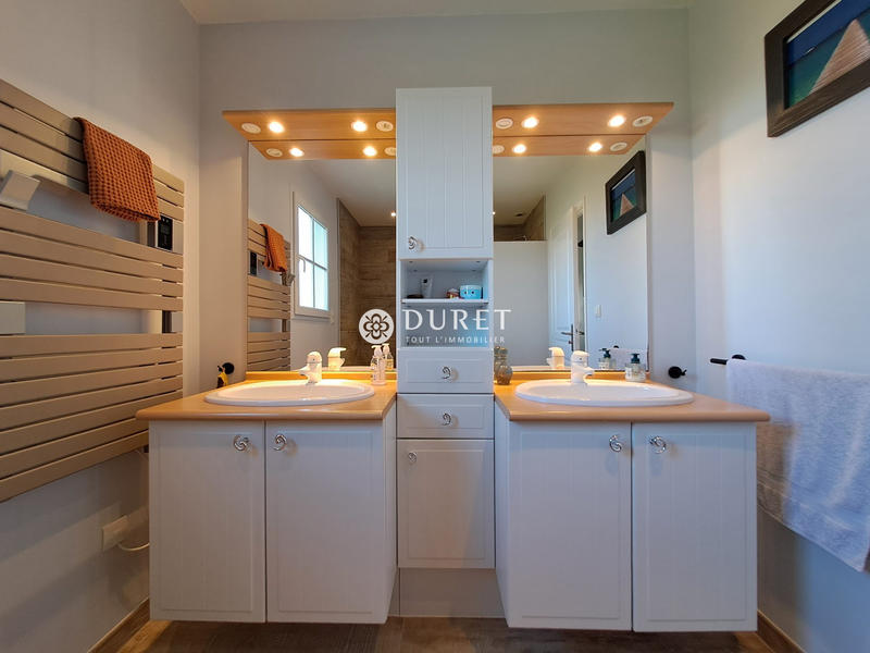 Maison contemporaine - 127 m² - 5 pièces