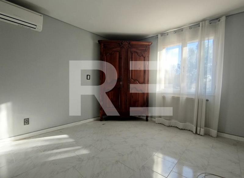 Maison - 184 m² - 7 pièces