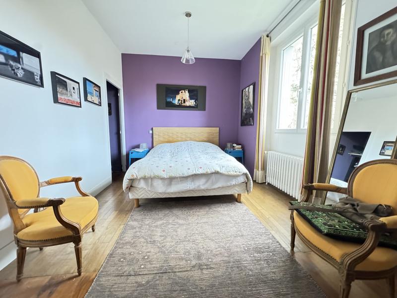 Maison - 180 m² - 7 pièces