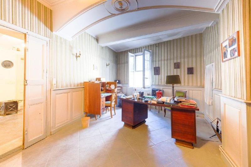 Maison - 371 m² - 10 pièces