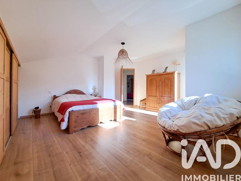 Maison - 143 m² - 5 pièces