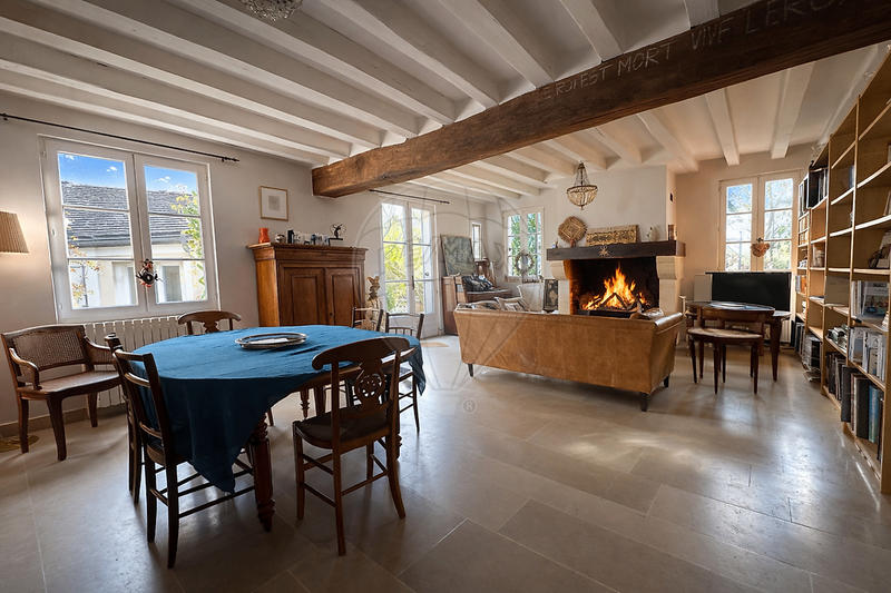 Maison - 125 m² - 9 pièces