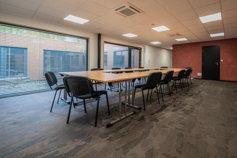 Bureau - 66 m² - 1 pièce