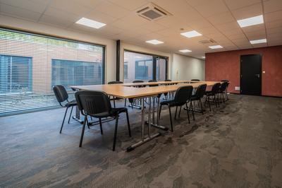 Bureau - 66 m² - 1 pièce