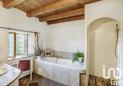 Maison de village - 100 m² - 4 pièces