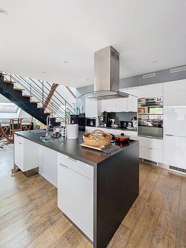 Appartement - 129 m² - 5 pièces