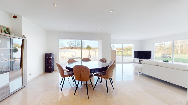 Maison - 147 m² - 6 pièces