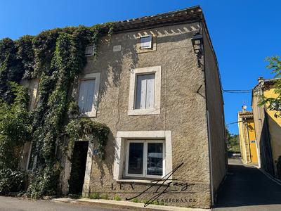 Maison de village - 280 m² - 11 pièces